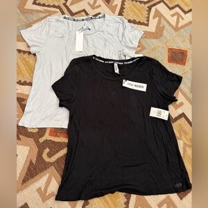 2 Steve Madden lounge Fitted Short Sleeve Tees XL New